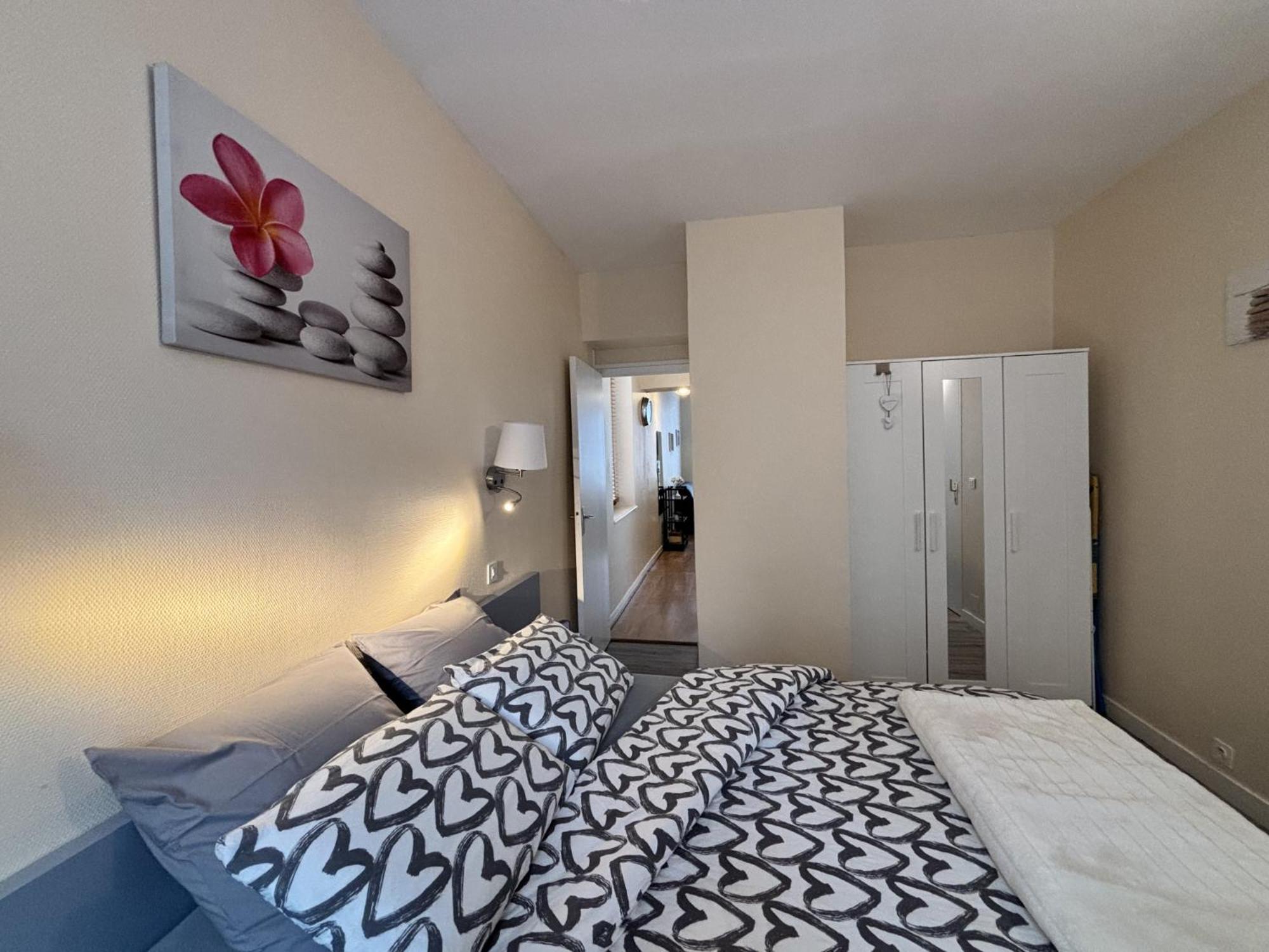 Le Puy De Dome - 1 Chambre - Clim Chatel-Guyon Exterior photo